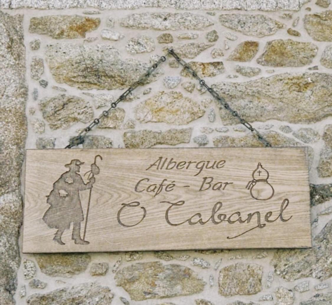 Hostel O Cabanel Albergue-bar *